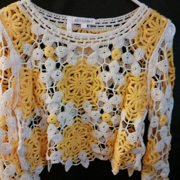 Yellow French Crochet Hollow Top - Picture 8 of 10